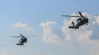 ABD'de korkutan kaza: İki helikopter havada çarpıştı