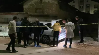 Bıçaklandı, aracıyla hastaneye giderken fenalaşıp kaza yaptı:  Hasan Ali Ay öldu