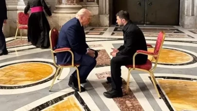 Trump ve Zelenski, Papa'nın cenazesi sırasında bir görüşme gerçekleştirdi