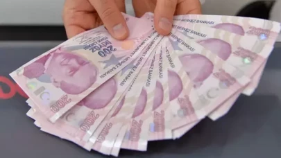 600 bin kamu işçisinin maaşlarına yüzde 50 zam teklif edildi