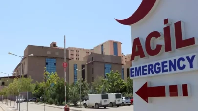 Diyarbakır'da 53 öğrenci zehirlenme şüphesiyle hastaneye kaldırıldı