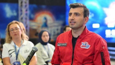 Bayraktar: Dünyaya damgasını vuran İHA ve akıllı mühimmatlara sahibiz