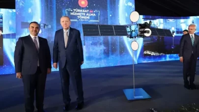 Cumhurbaşkanı Erdoğan'ı şaşırtan hediye! Görevli bile taşımakta zorlandı