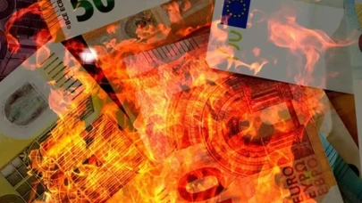 AB Komisyonu'dan Türkiye'ye iyi, Avrupa'ya kötü haber