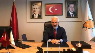 Üsküdar Belediyesi'nde AK Partili meclis üyesi partisinden istifa etti