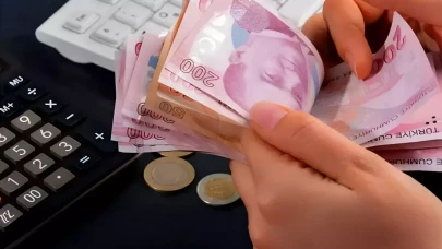 SGK'dan uyarı: Emekli maaşlarının kesilebileceği uyarısı yaptı