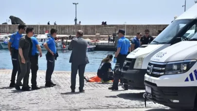 Antalya'da denizde erkek cesedi bulundu