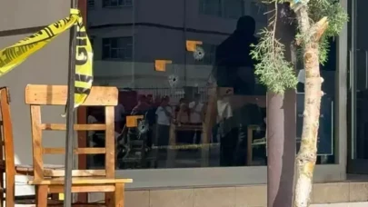 Kıraathane önünde kanlı pusu: 25 yaşındaki genç hayatını kaybetti