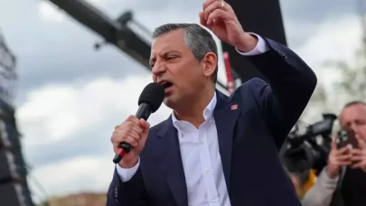 Özel'den çarpıcı mesaj: “Terörsüz Türkiye’ye evet, PKK bir an önce silah bırakmalı”