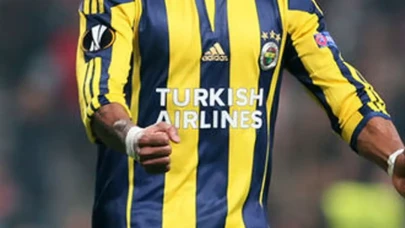 Fenerbahçe'nin eski yıldızı siyasete girdi! İşte desteklediği parti