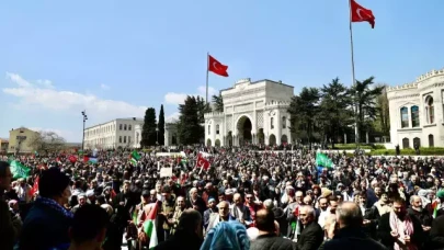 İstanbul'da Gazze için büyük birleşme! Binlerce kişi Ayasofya'ya yürüdü!