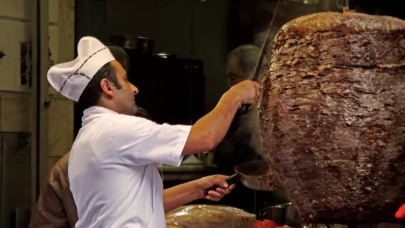 Ünlü dönerci iflasın eşiğinde! 3 ay süre verildi