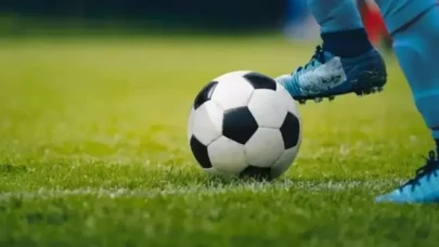 Süper Lig'den Premier Lig'e transfer! Bu kez 4 büyüklerden değil