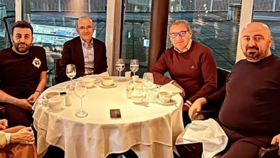 Londra’da çekilen fotoğraf krizi: Bakan Şimşek’ten sert tepki!