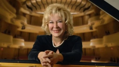 Gülsin Onay kimdir? Nereli, evli mi?