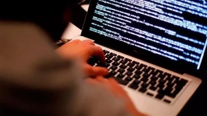 Fenomenlere sanal kasa operasyonu: 10 gözaltı