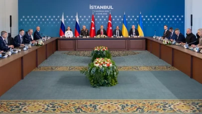 Türkiye-Rusya-Ukrayna zirvesi İstanbul’da gerçekleşti