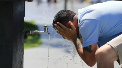 İstanbul'da tehlikeli sıcaklık alarmı! Bu saatlerde dışarı çıkmayın