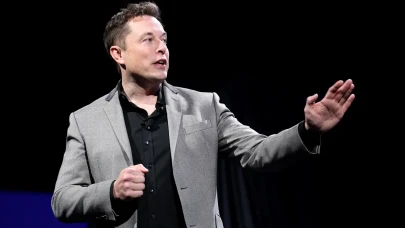 Elon Musk’tan siyasi hamle: Trump'a rakip oluyor