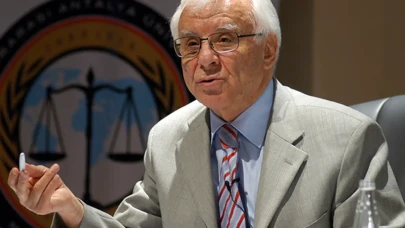 Sami Selçuk kimdir, nereli, evli mi?