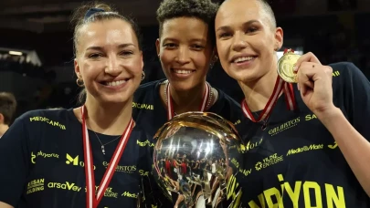 Fenerbahçe'de 7 ayrılık üst üste açıklandı