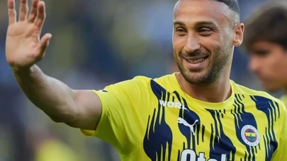 Süper Lig'de yılın imzası! Cenk Tosun'un yeni adresi belli gibi