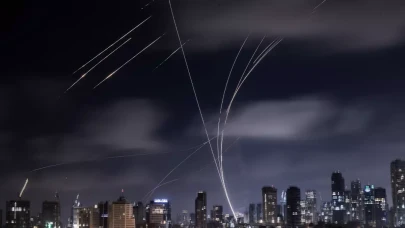 İran açık adres verip uyardı: Vuracağız, boşaltın