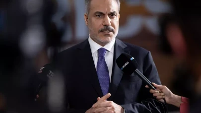 İsrail Suriye'yi vurdu, Bakan Fidan YPG'yi uyardı