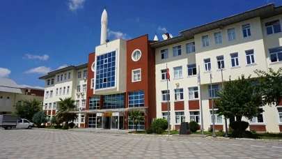 YKS'ye damga vuran imam hatip lisesi! Dereceye girenlere TOGG hediye edilecek!