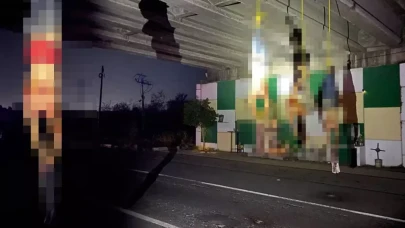 Otoyolda korkunç manzara! Kafalarını kesip köprüye astılar
