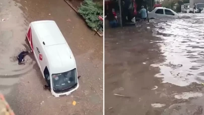 Ankara'da sağanak yağış: Hayatı felç etti!