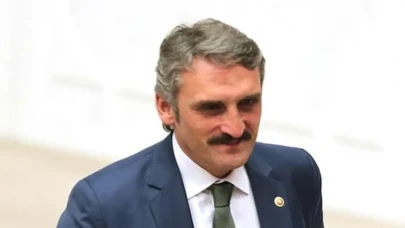 Ahmet Hamdi Çamlı aslen nereli, kimdir?