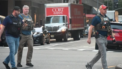 ABD'nin New York kentinde silahlı saldırı: 1'i polis 4 kişiyi öldürdü