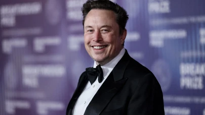 Elon Musk, Amerikan Partisi'ni kurduğunu duyurdu