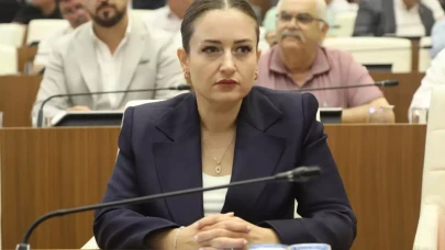 Antalya'da Başkanvekilliğine Büşra Özdemir seçildi