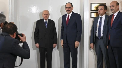 MİT Başkanı İbrahim Kalın'ın siyah çantasındakilerle ilgili kulis haber!