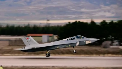 Türkiye'de  48 KAAN savaş uçağı için tarihi gün: İmzalar atıldı!