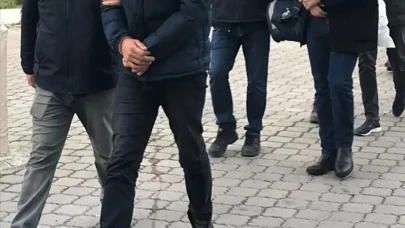 İzmir yolsuzluk operasyonunda 30 tutuklama!