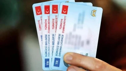 Ehliyet yenilemede son dakika karar! Bakan duyurdu: Tarih uzatıldı