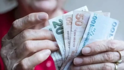 Emekliye zam farkı müjdesi! O tarihte hesaplara yatacak