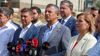Özel'den AK Parti'ye sert yanıt! Komisyonun vermediği kararı AK Parti Grup Başkanı veremez
