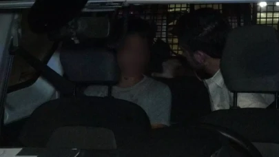 Annesini kurtarmak isteyen küçük çocuk babasını ağır yaraladı