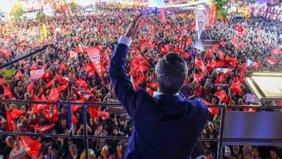 Özgür Özel'in Beyoğlu'ndaki mitingi öncesinde metro durakları kapatıldı