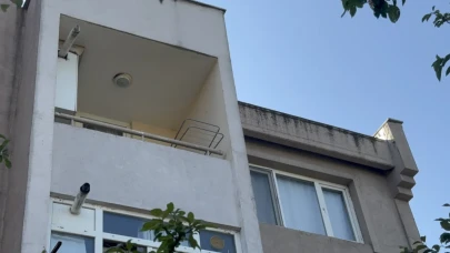 Anne, 4 yaşındaki çocuğunu öldürdü! Cesediyle 8 saat aynı evde kaldı