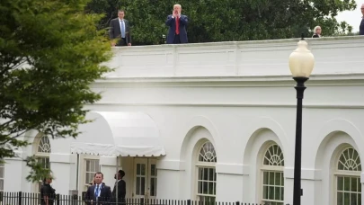 Trump Beyaz Saray çatısında görüntülendi: “Küçük bir yürüyüş yapıyorum”