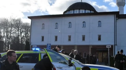 İsveç'te Camii yakınında  silahlı saldırı: 2 Yaralı
