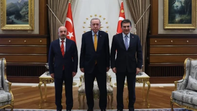 Cumhurbaşkanı Erdoğan, Oyak Yönetimi ile görüşmelerde bulundu