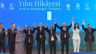 Özlem Çerçioğlu AK Parti'ye katıldı, rozeti taktı!