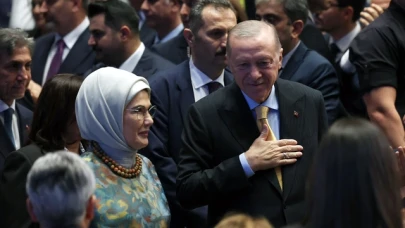 Cumhurbaşkanı Erdoğan'dan ne mesaj: "AK Parti'nin yeni üyelerine saldıranlar, hadi oradan!"