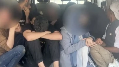 Düzensiz göçle mücadelede kararlılık sürüyor: 22 göçmen kaçakçısı tutuklandı